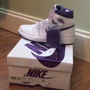 Woman’s Air Jordan 1 High OG ‘Court Purple’